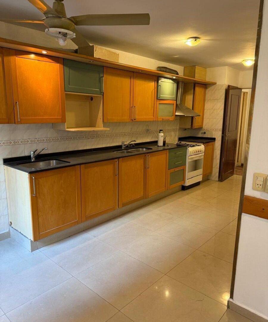 Foto de VENTA DEPTO 3 DORM COCHERA NUEVA CBA FRENTE, imagen 5