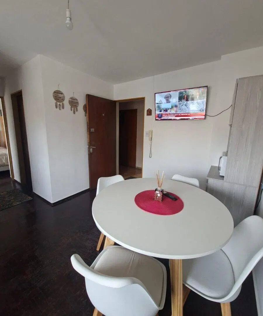 Venta departamento 1 dormitorio amoblado centro 2