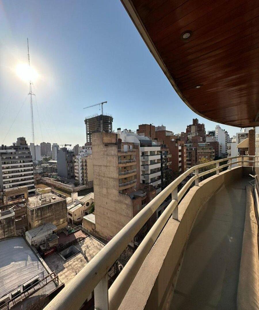 Foto de PISO ENTERO CON DOBLE ALTURA 3 DORM (2 EN SUITE) - 1 BALCON y 2, imagen 4