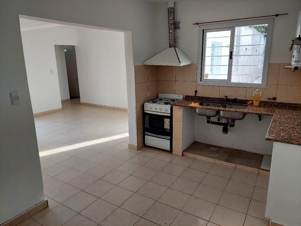 Foto de VENTA CASA 3 DORMITORIOS APTO CREDITO, imagen 3