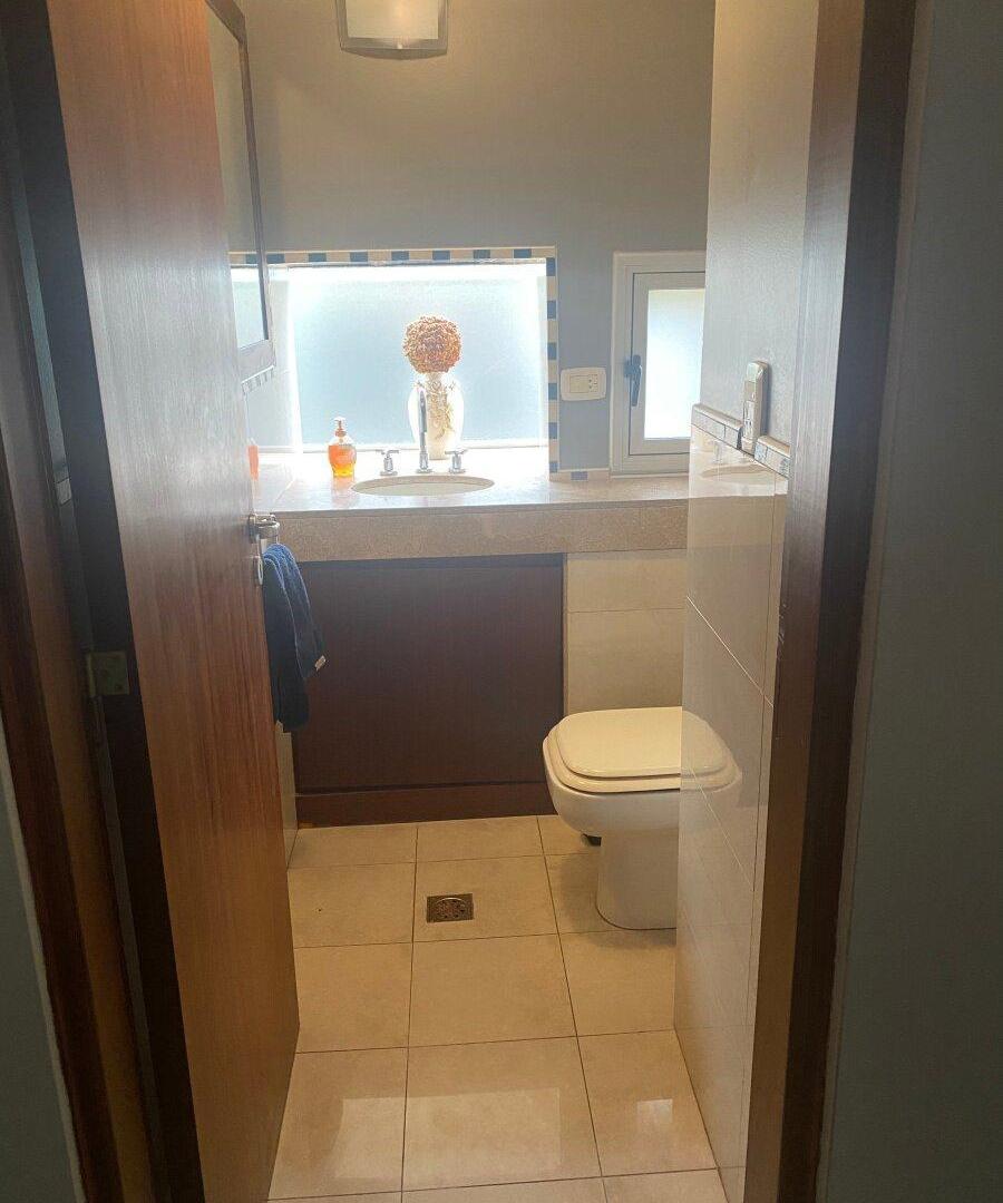 Foto de ALQUIL ER CASA PREMIUM EN LA RESERVA, imagen 1