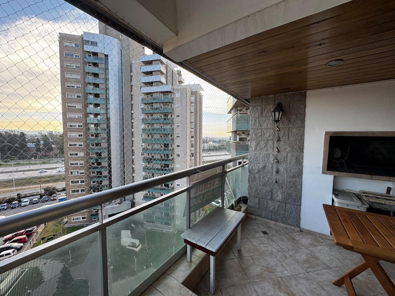 Dpto en Alto Villasol 3 dorm, Balcón con asador- OPORTUNIDAD REAL