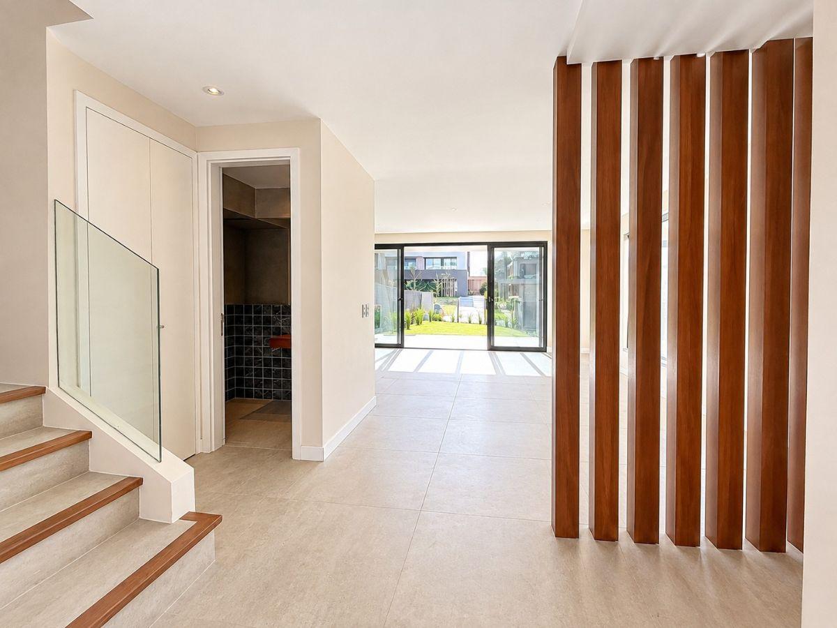 Foto de Venta casa 4 dormitorios en Barrio Parques, imagen 3