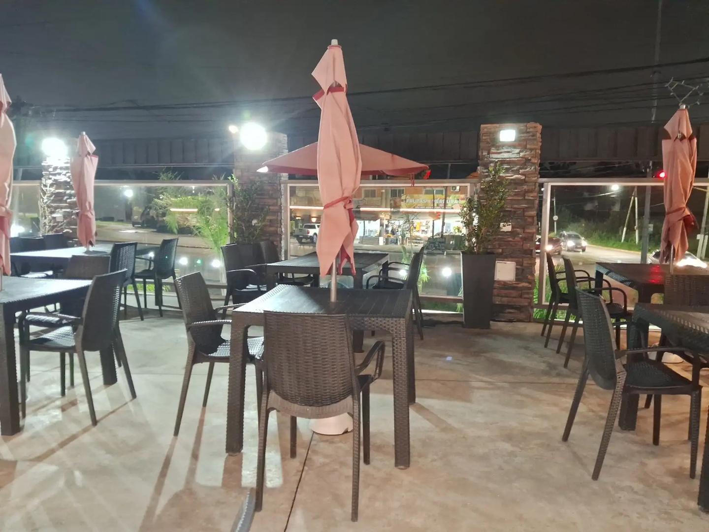 Foto de Ideal cafetería/pastelería, se escuchan otros, imagen 5