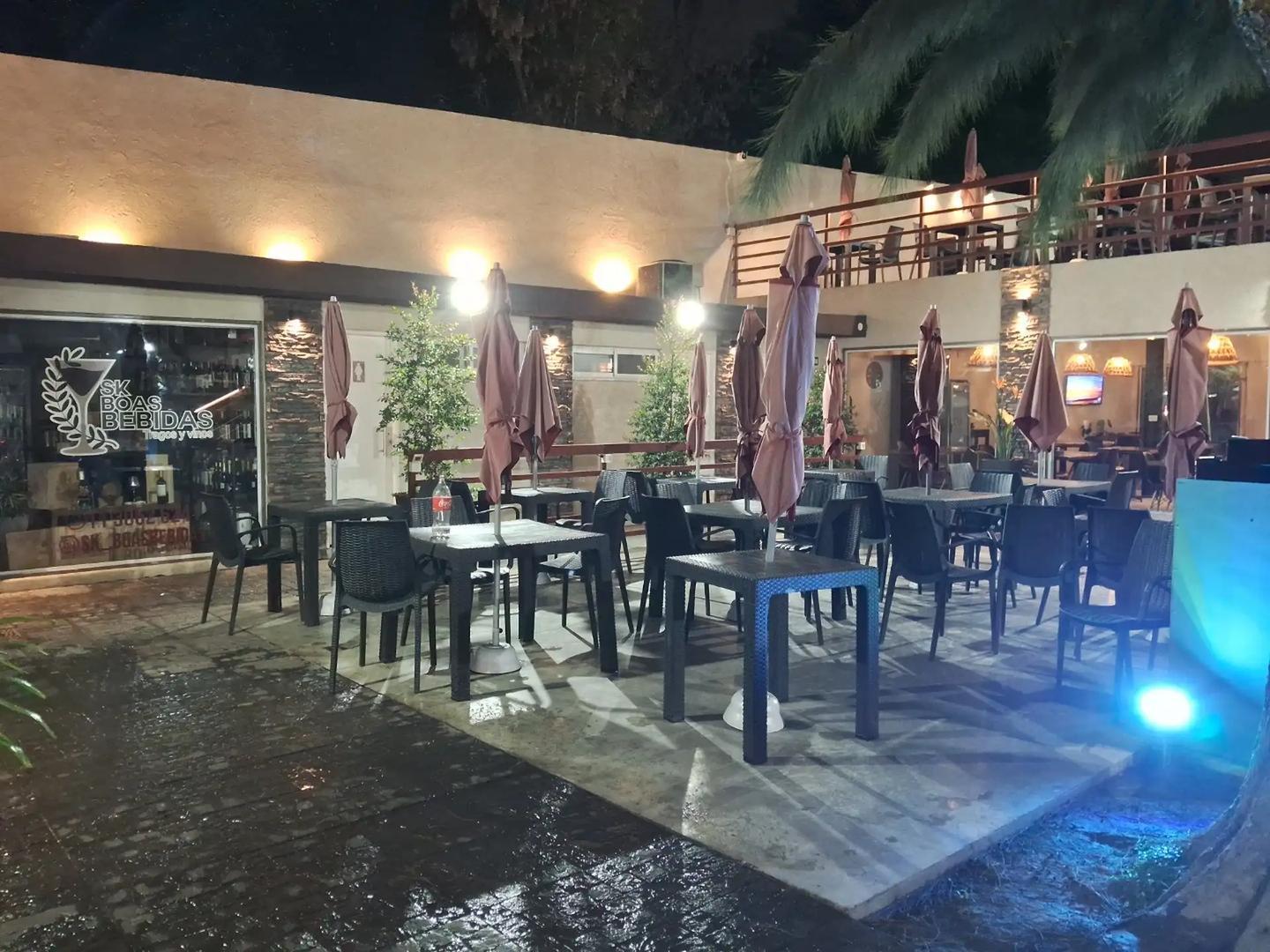 Foto de Ideal cafetería/pastelería, se escuchan otros, imagen 2