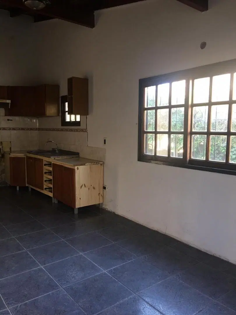 Casa en De Vicenzo Grande 3