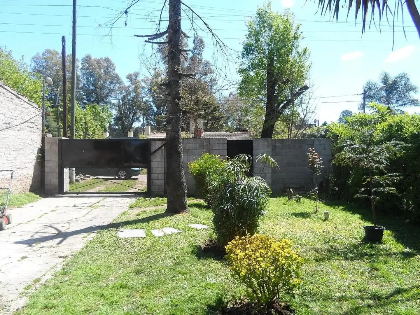 Chalet de tres ambientes sobre 1000 m2 1