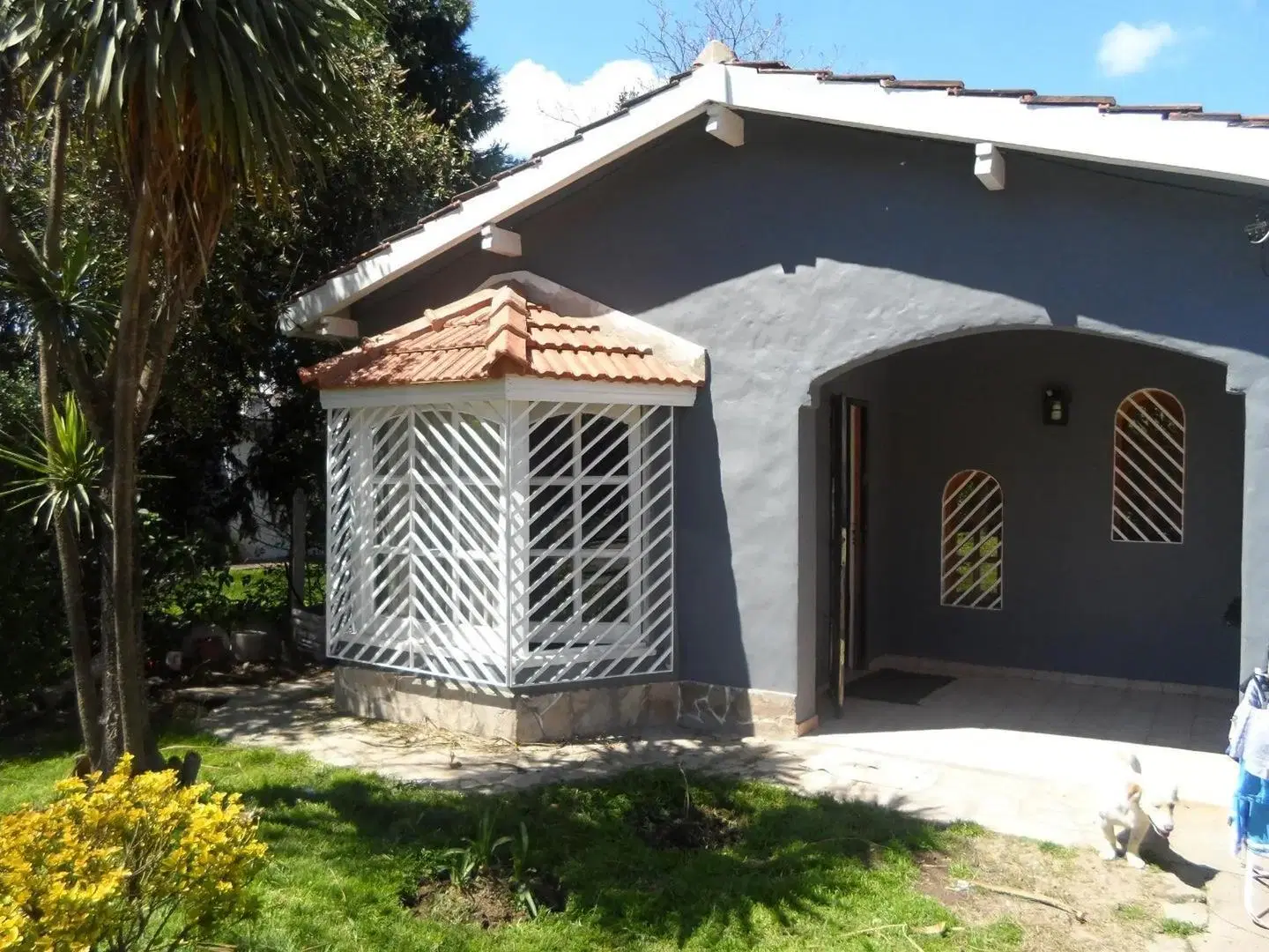 Chalet de tres ambientes sobre 1000 m2 5