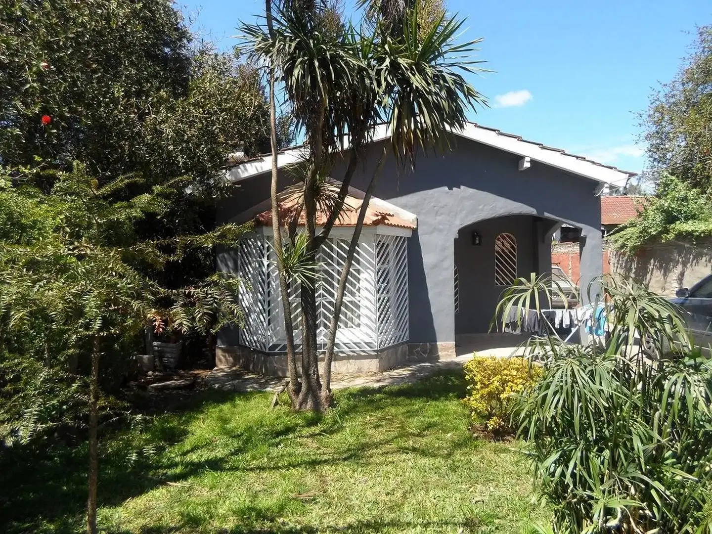 Chalet de tres ambientes sobre 1000 m2 3