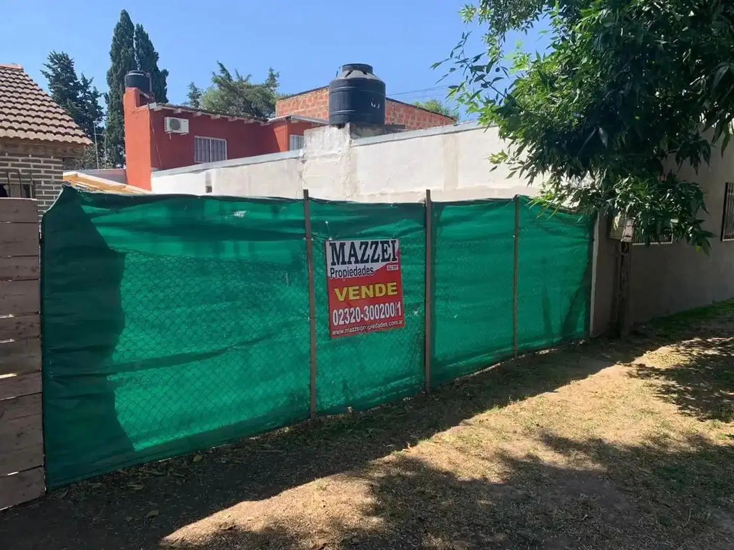 Cuenta con una vivienda tipo industrial 3