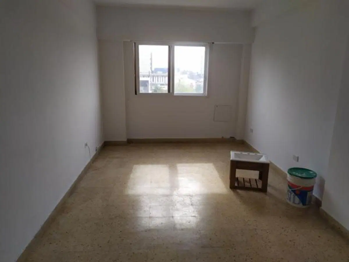 Departamento de 60 m² con 2 dormitorios en alquiler en Berazategui 2