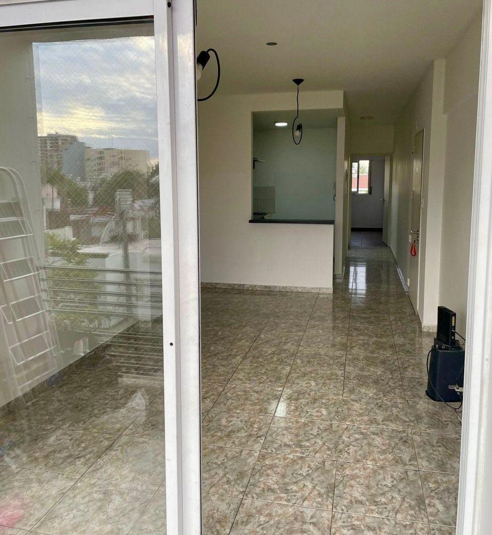 VENTA DEPARTAMENTO 2 AMBIENTES FLORESTA