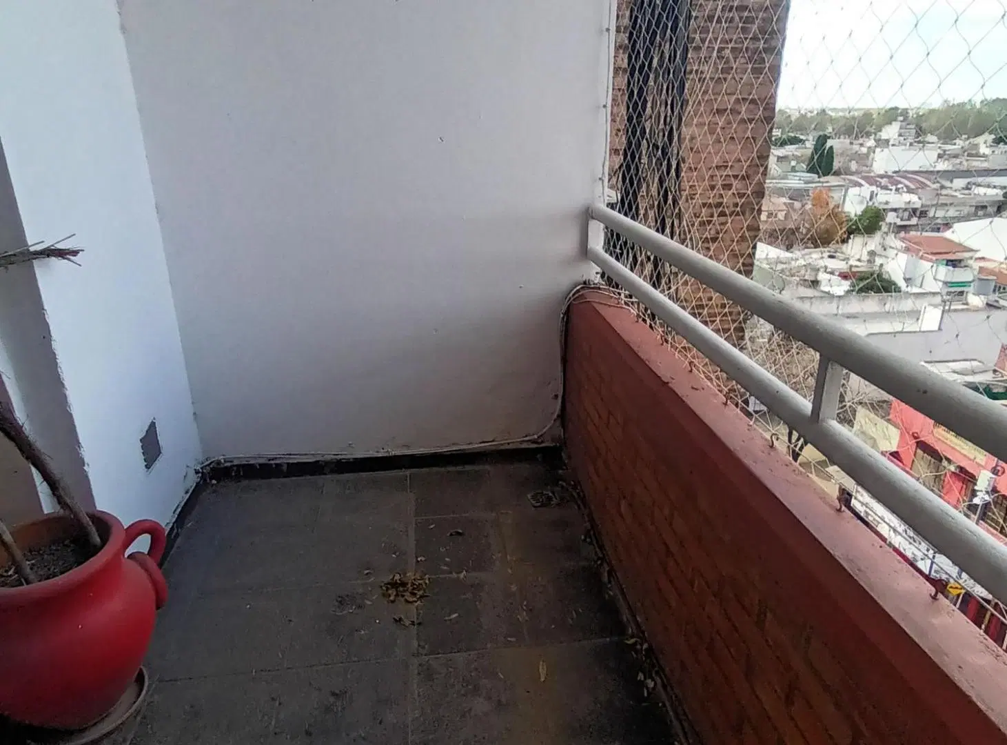 VENTA DEPARTAMENTO 4 AMBIENTES B°SAMORE V. LUGANO 2