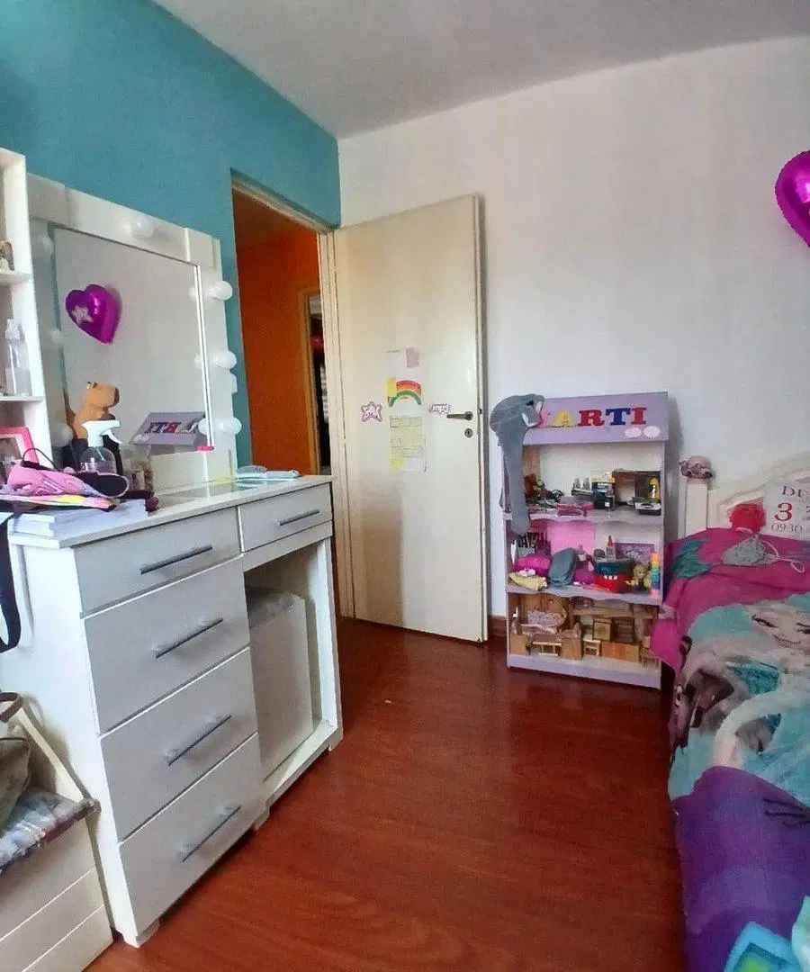 Departamento 4 ambientes  Barrio Piedrabuena 8