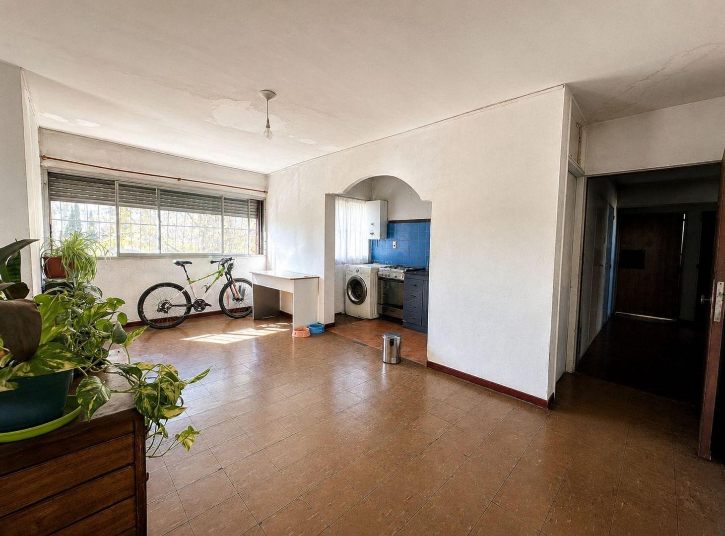 Foto de DEPARTAMENTO 4 AMBIENTES EN VENTA, LUGANO 1 Y 2, imagen 2