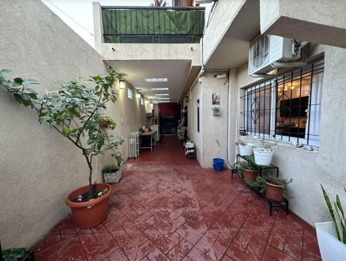 Excelente casa de 5 ambientes 3
