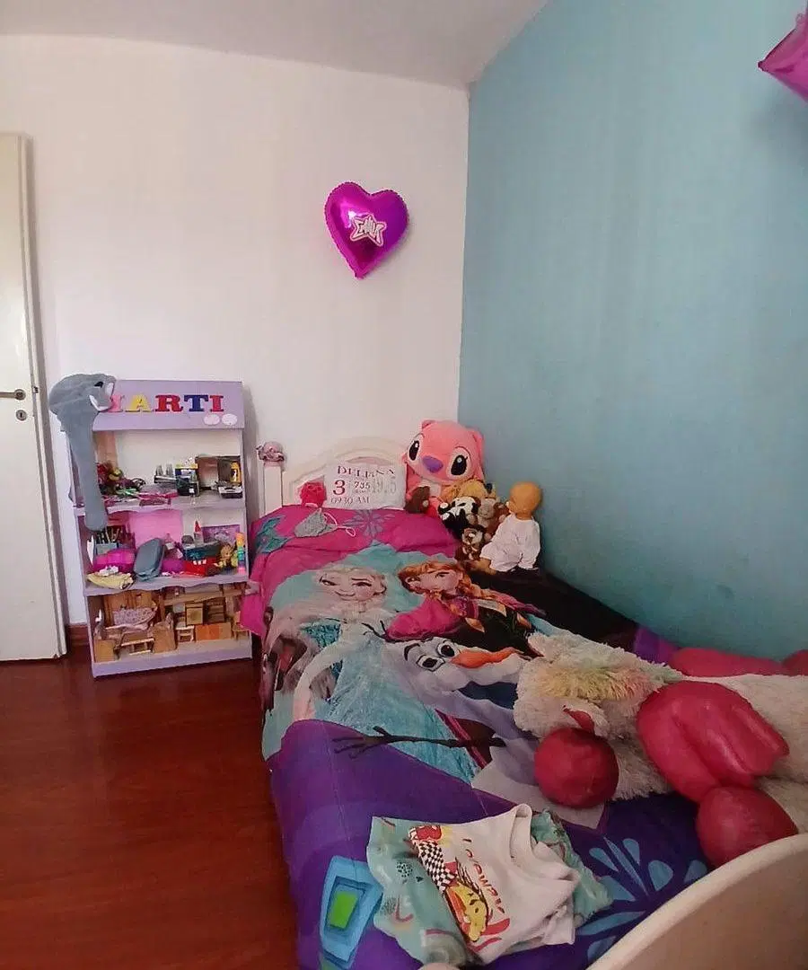 Departamento 4 ambientes  Barrio Piedrabuena 8