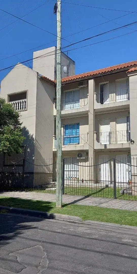 VENTA  MONOAMBIENTE MORON 4