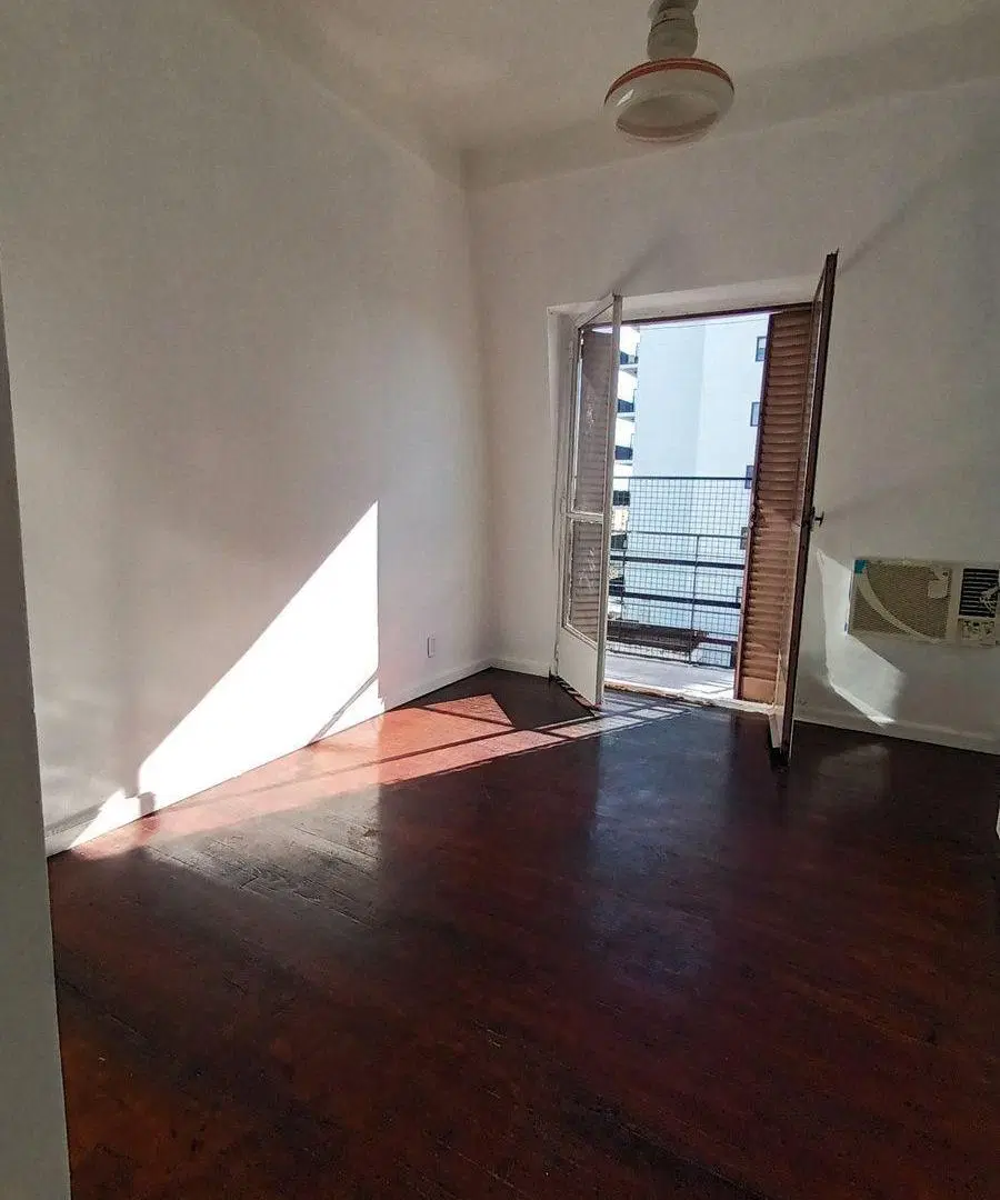 Venta Departamento San Cristobal. 2 Amb y Medio. 5