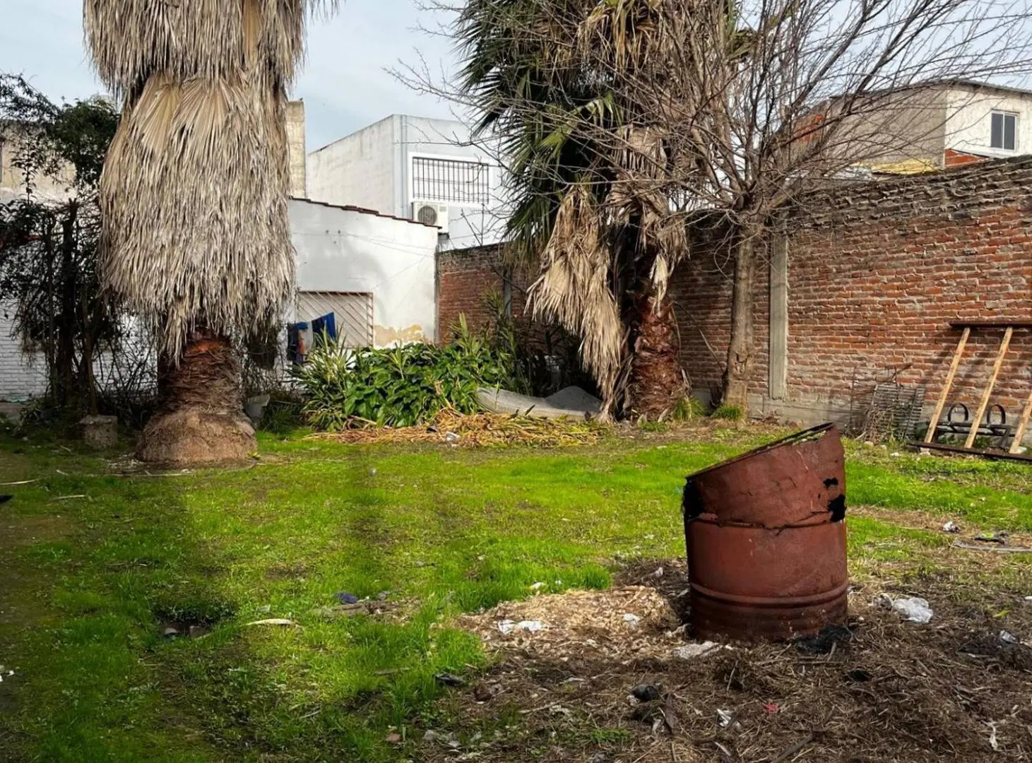 CASA EN VENTA EN LA SALADA,  BARRIO JOSE HERNADEZ 8