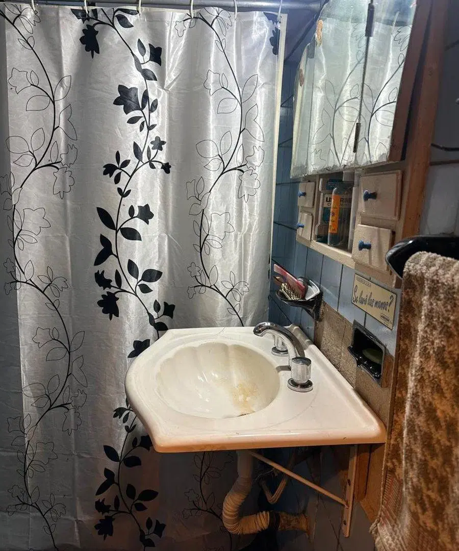 PH EN VENTA, DOS FAMILIAS VILLA RIACHUELO 3