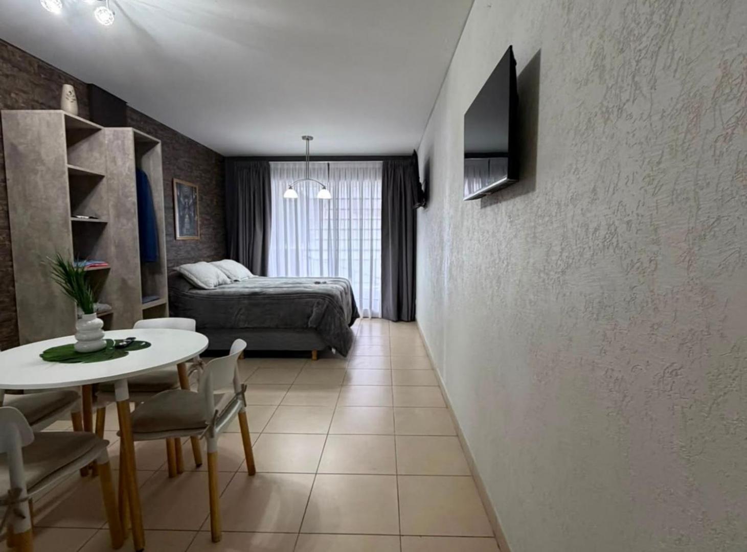 Foto de MONOAMBIENTE CON PATIO EN ALQUILER VILLA RIACHUELO, imagen 2