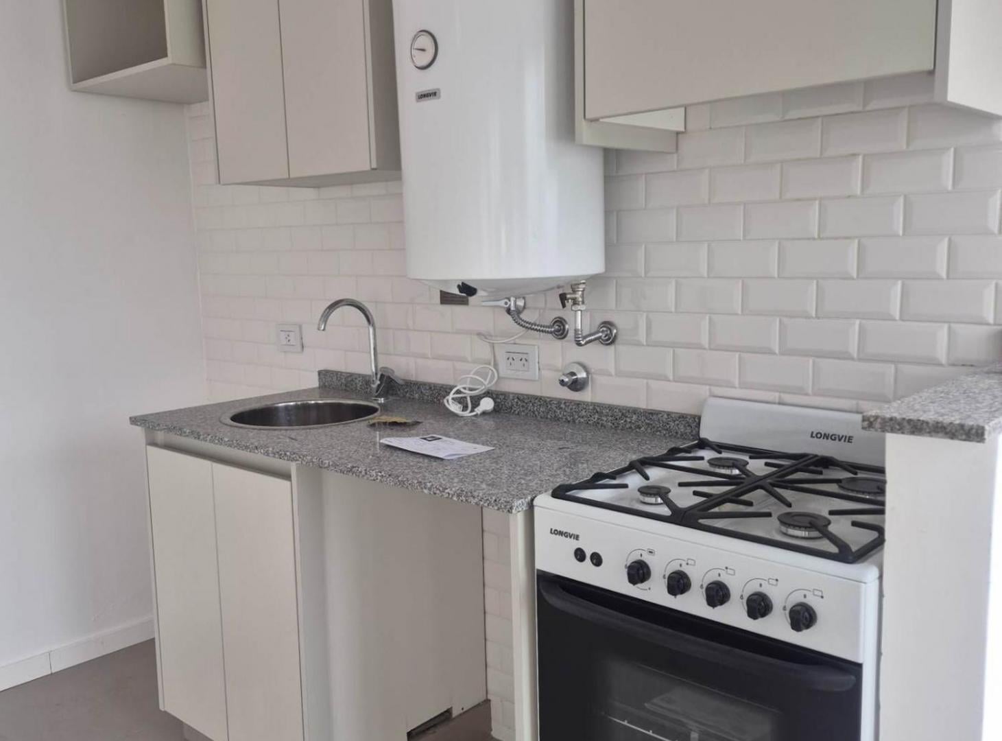 Foto de ALQUILER VILLA SANTA RITA. MONOAMBIENTE CON BALCON, imagen 1