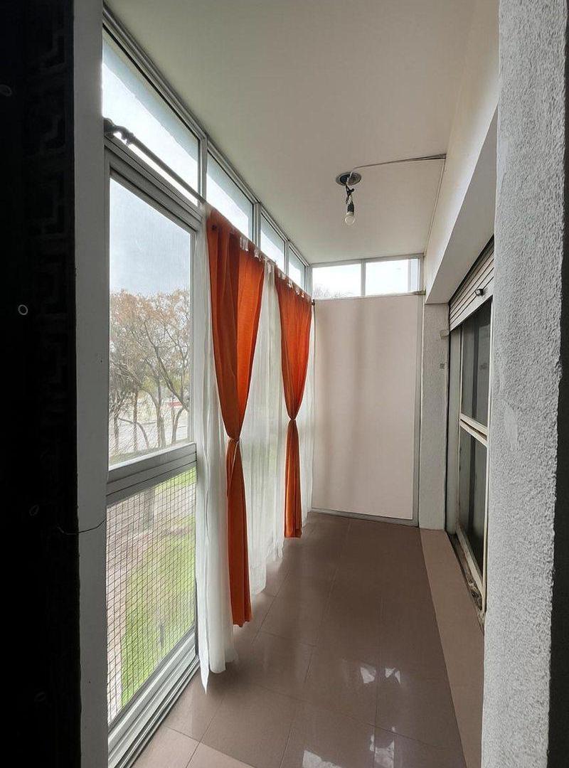 Foto de Departamento 4 ambientes con cochera, Villa Celina, imagen 2