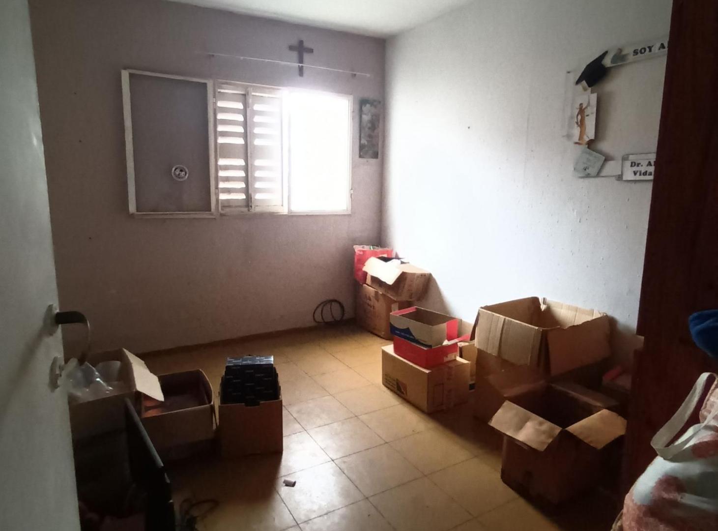 Foto de VENTA DEPARTAMENTO 6 AMBIENTES B°PIEDRABUENA, imagen 4