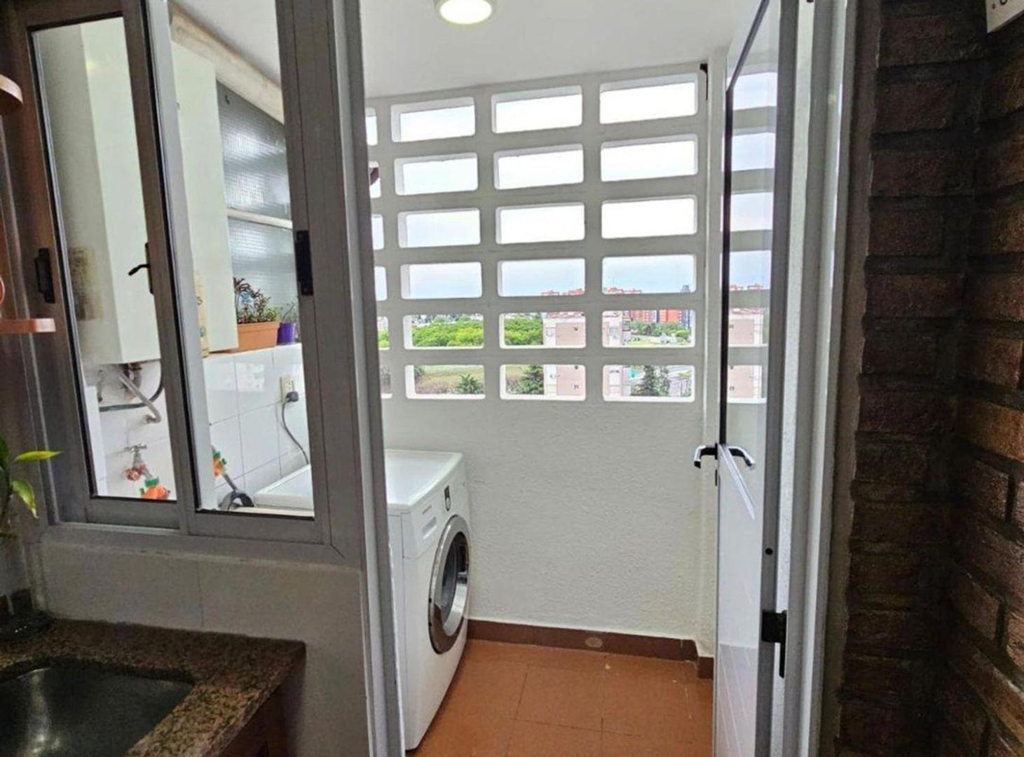 Foto de DEPARTAMENTO EN ALQUILER DE 4 AMBIENTES, imagen 5