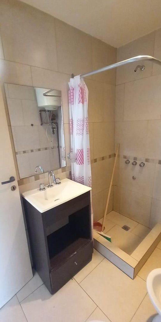 Foto de VENTA MONOAMBIENTE MORON, imagen 3