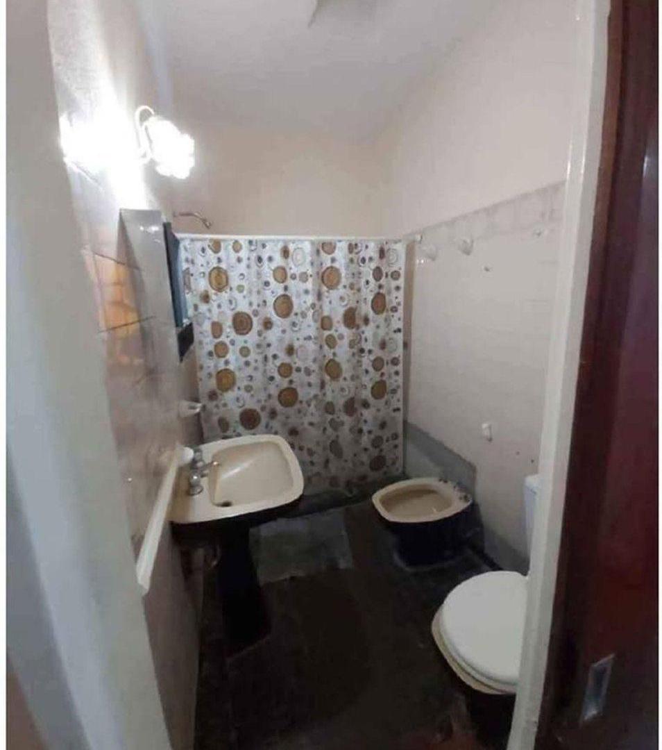 Foto de PH 2 amb al frente con patio y cochera – Morón, imagen 3