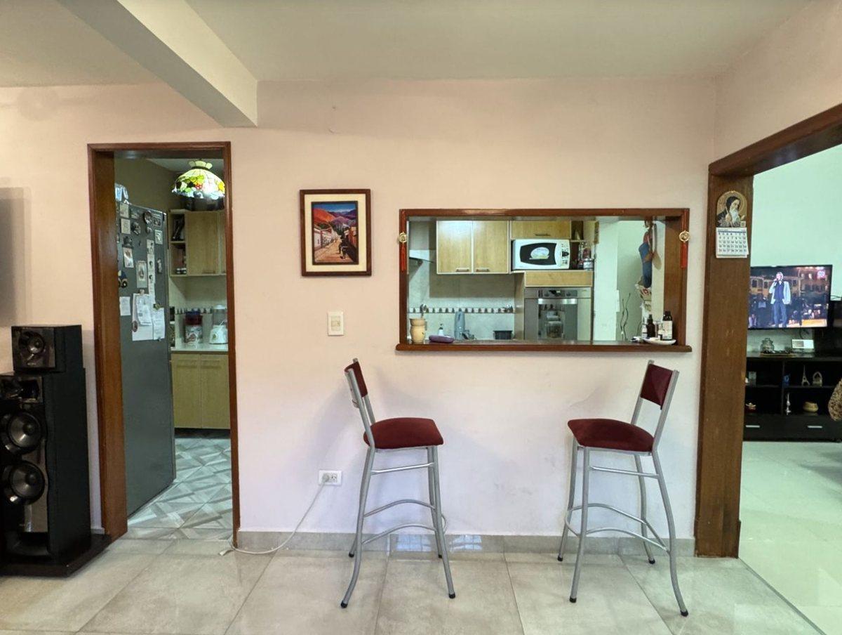 Foto de Excelente casa de 5 ambientes, imagen 5