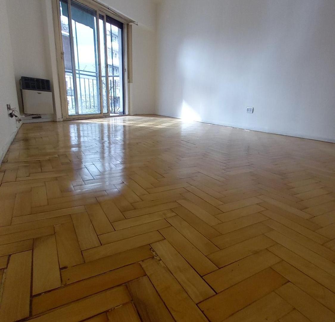 Foto de DEPARTAMENTO 2 AMBIENTES - ALMAGRO -, imagen 4