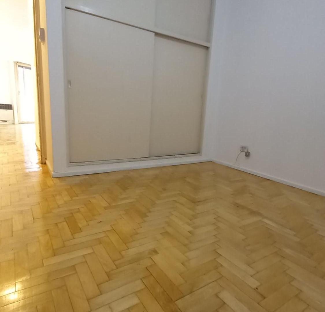 Foto de DEPARTAMENTO 2 AMBIENTES - ALMAGRO -, imagen 2
