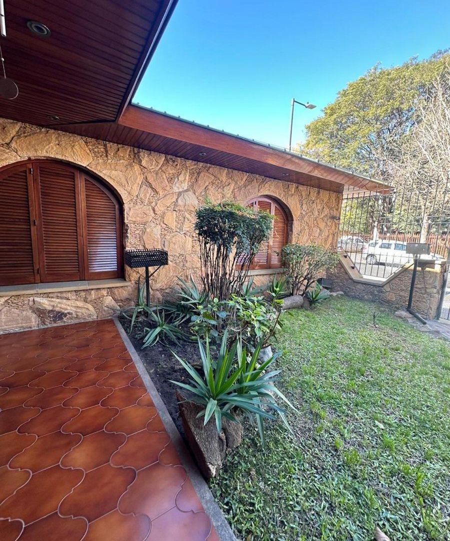 Foto de Casa 5 ambientes en zona comercial Villa Lugano, imagen 4