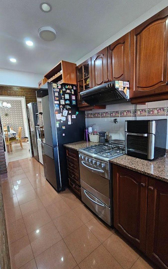 Foto de Departamento 4 ambientes con cochera, Villa Celina, imagen 4