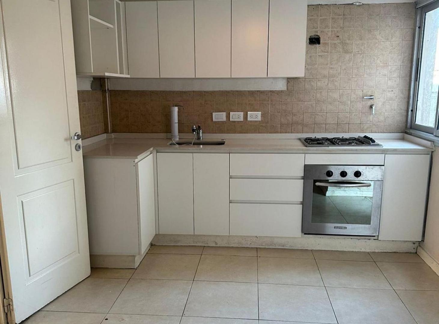 Foto de ALQUILER DE DEPARTAMENTO DE 4 AMBIENTES, imagen 4