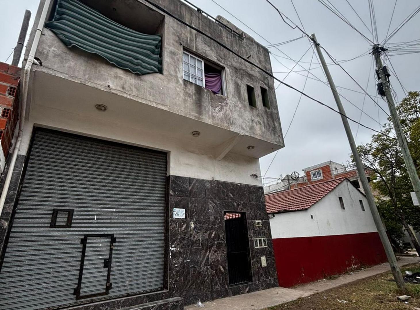 Foto de PROPIEDAD MULTIFUNCIONAL CON LOCAL AL FRENTE, imagen 1