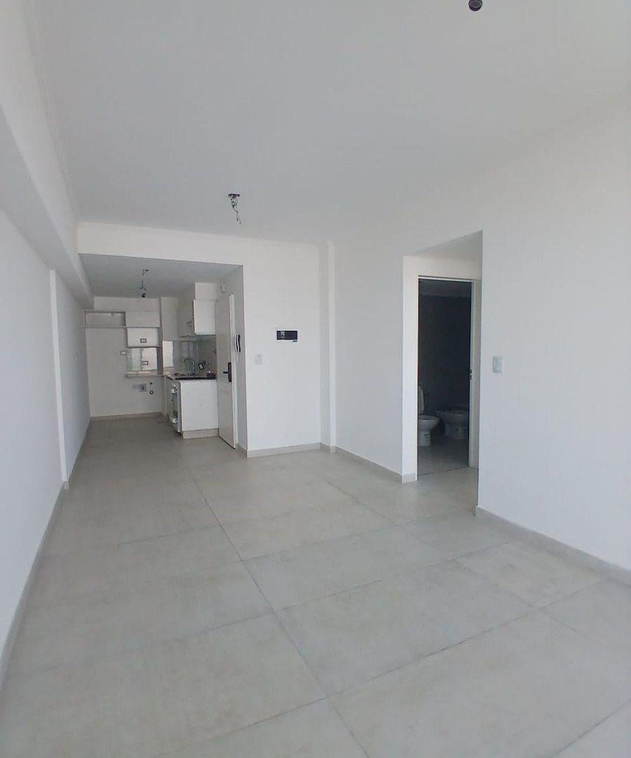 Foto de DEPARTAMENTO DOS AMBIENTES CON BALCON, imagen 2