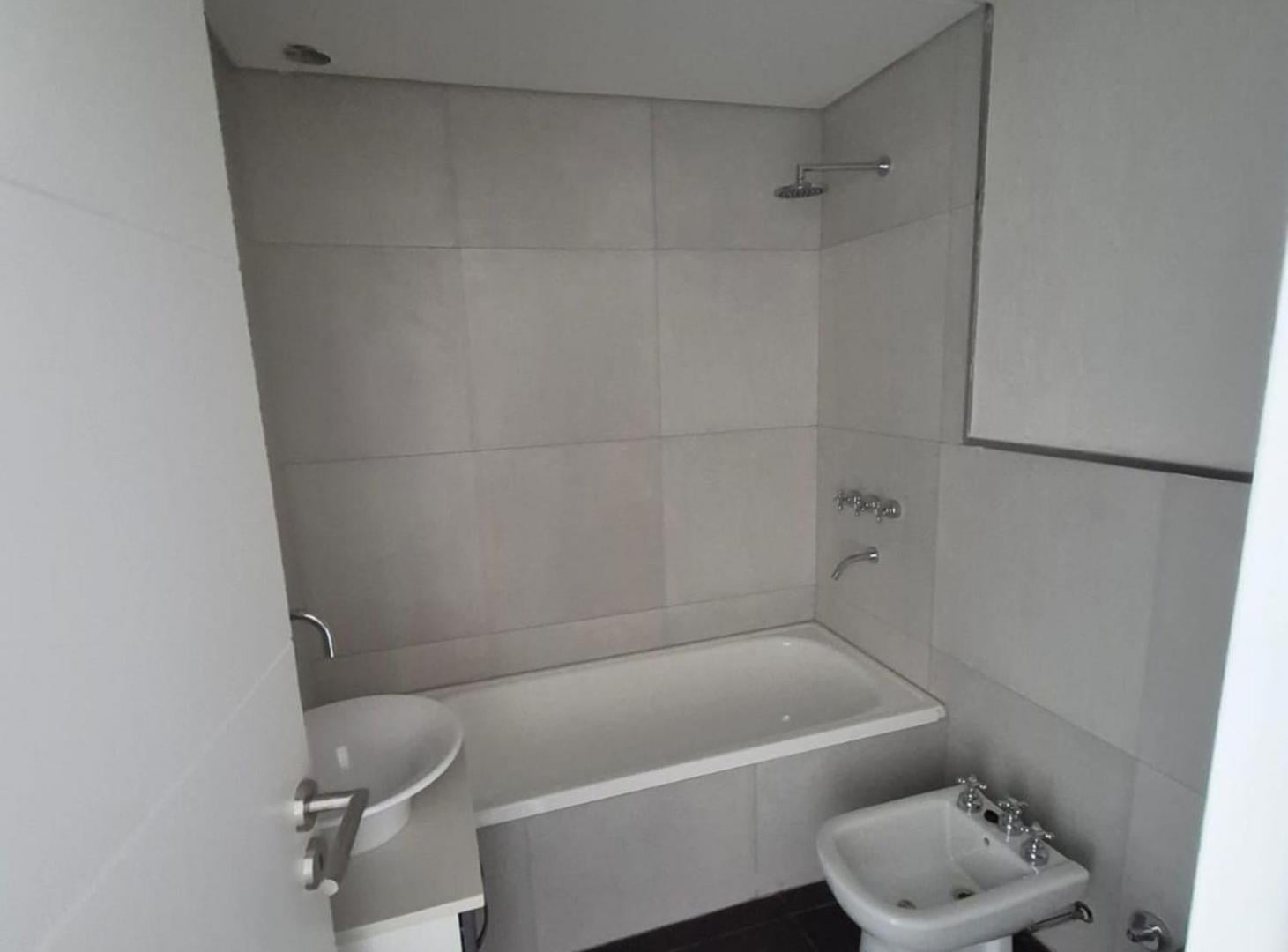 Foto de DEPARTAMENTO EN VENTA 2 AMBIENTES, CANNING, imagen 2
