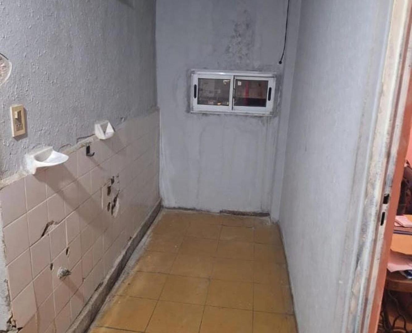 Foto de Depto en venta 4 ambientes Barrio Piedrabuena, imagen 3