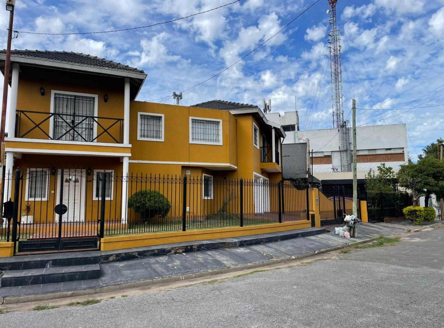 Foto de VENTA CASA 5 amb 2 coch en CIUDAD EVITA-APTO CRED, imagen 4
