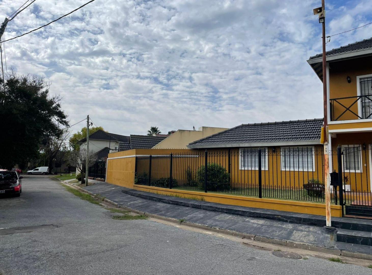 Foto de VENTA CASA 5 amb 2 coch en CIUDAD EVITA-APTO CRED, imagen 5