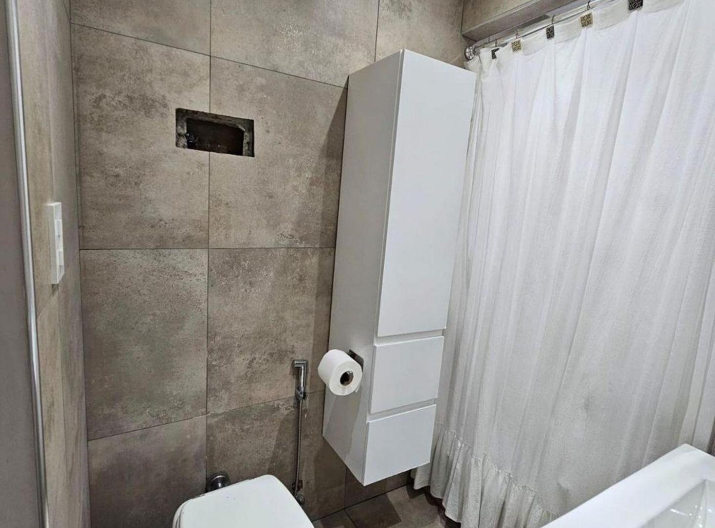 Foto de DEPARTAMENTO EN ALQUILER DE 4 AMBIENTES, imagen 4