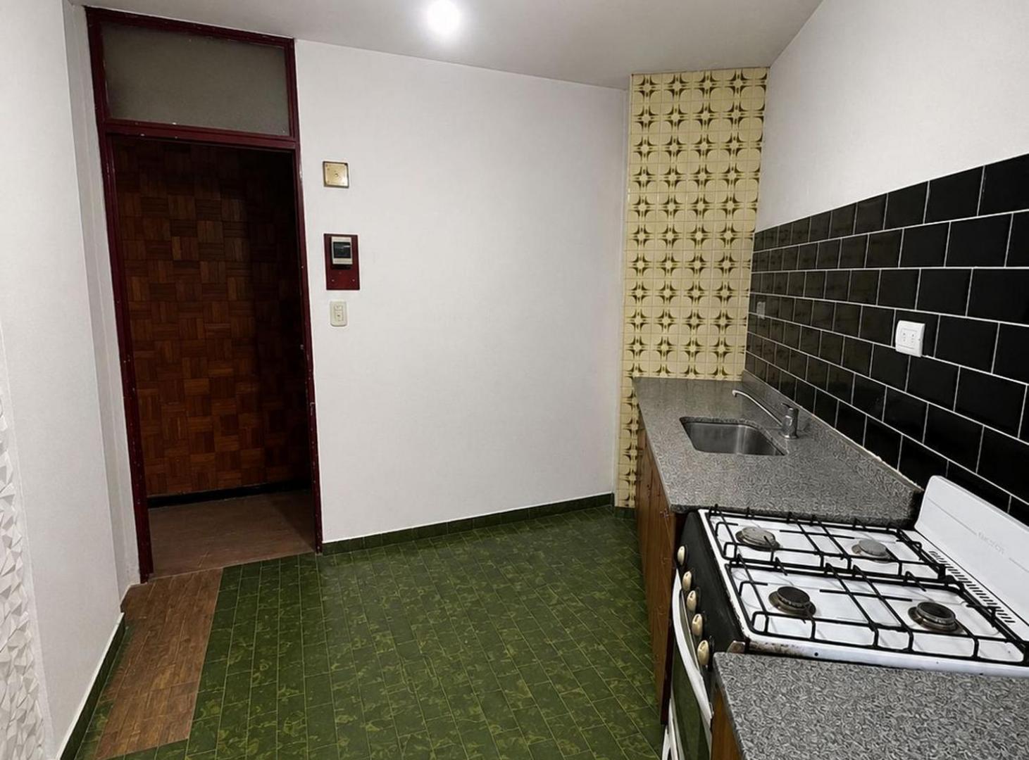 Foto de Departamento 3 ambientes en venta Lugano 1 y 2, imagen 3