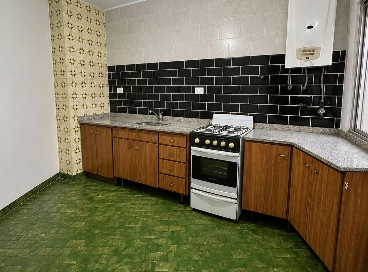 Foto de Departamento 3 ambientes en venta Lugano 1 y 2, imagen 1