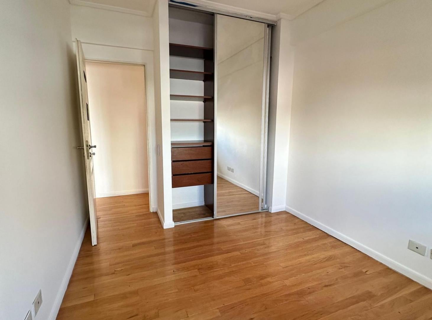 Foto de Departamento en alquiler de 3 amb con dos balcones, imagen 2