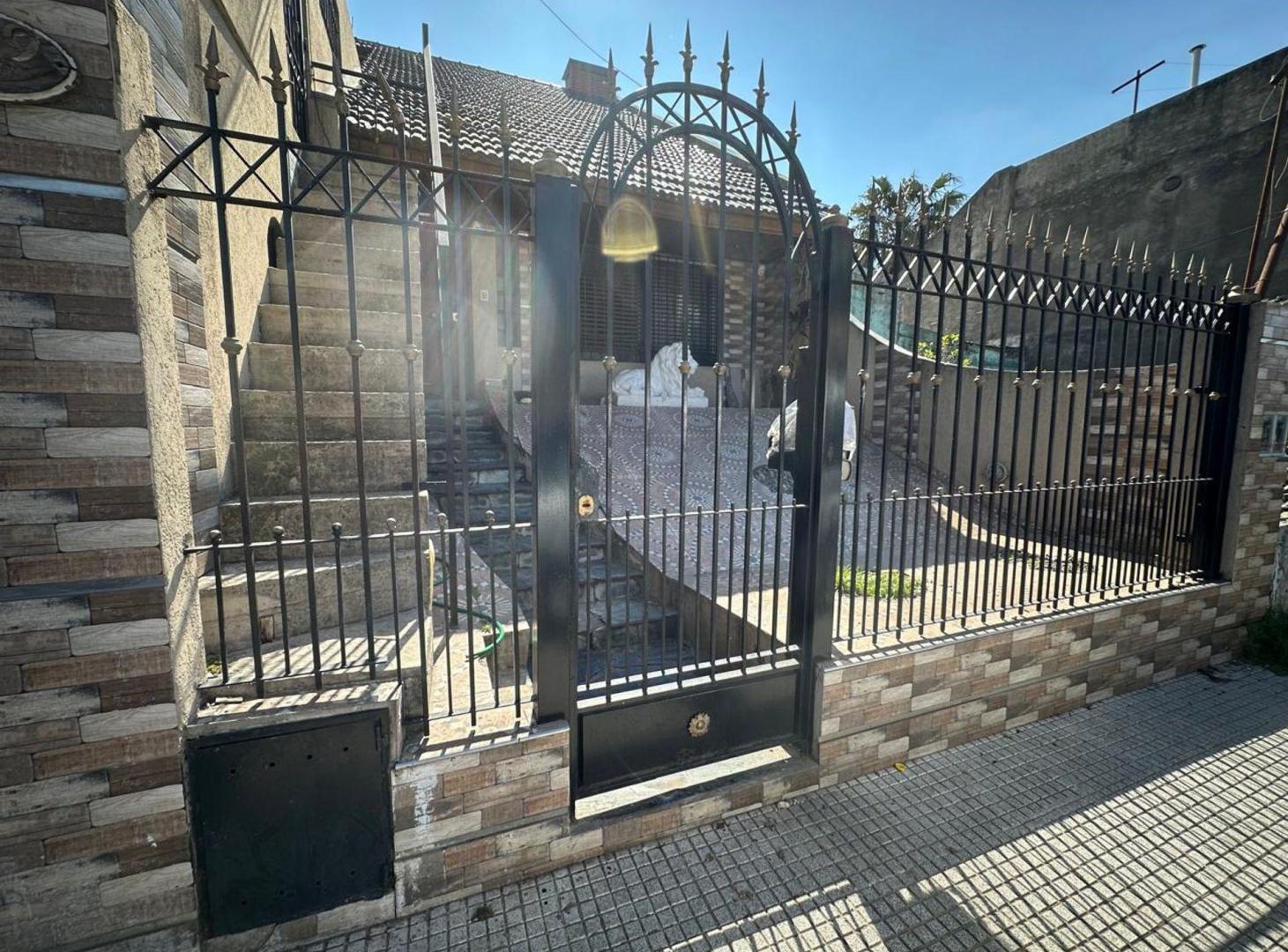 Foto de VENTA CHALET 8 AMB, SAN JUSTO C/QUINCHO Y PILETA, imagen 5