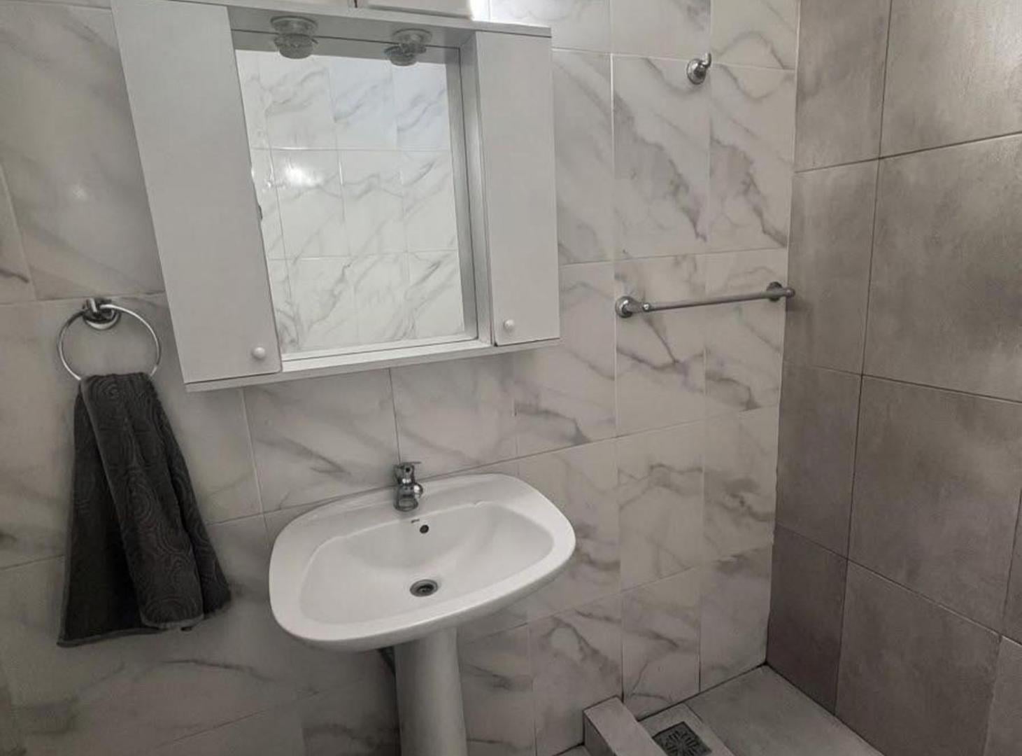Foto de VENTA DOS PROPIEDADES EN MISMO LOTE, VILLA CELINA, imagen 2